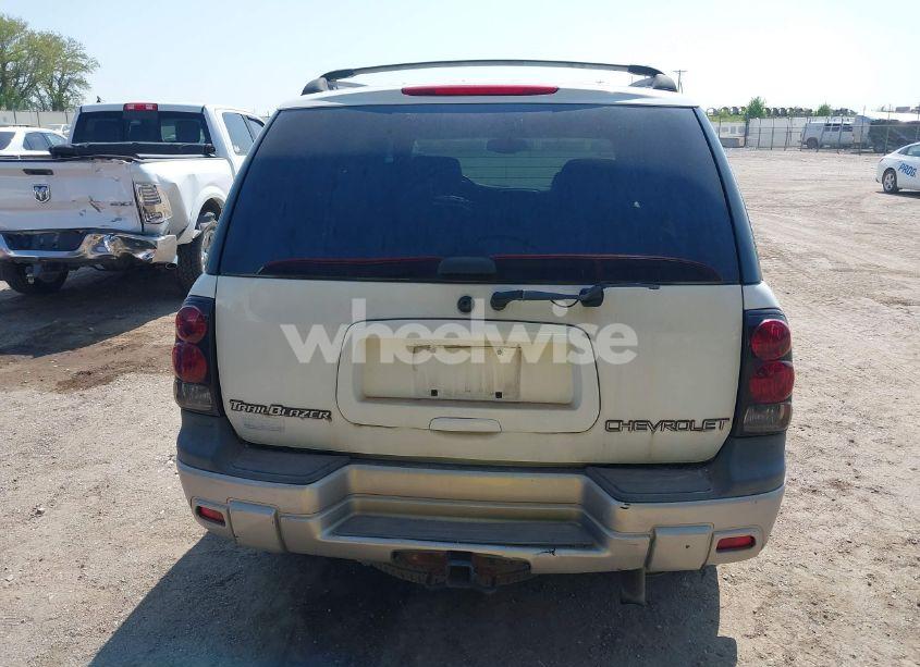 Photo 16 of 2004 Chevrolet Trailblazer LT (VIN 1GNDT13S942267005)