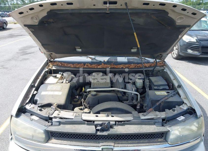 Photo 10 of 2004 Chevrolet Trailblazer LT (VIN 1GNDT13S942347761)