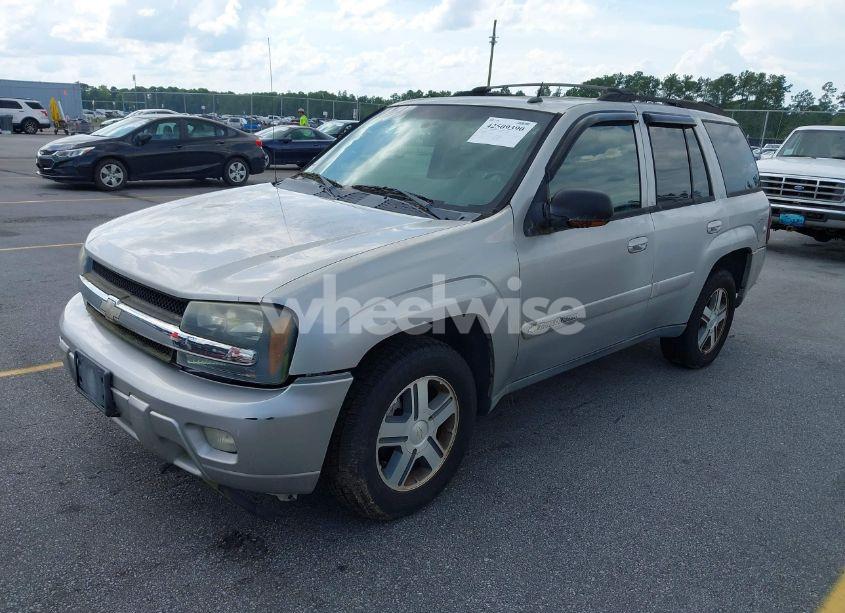 Photo 2 of 2004 Chevrolet Trailblazer LT (VIN 1GNDT13S942347761)