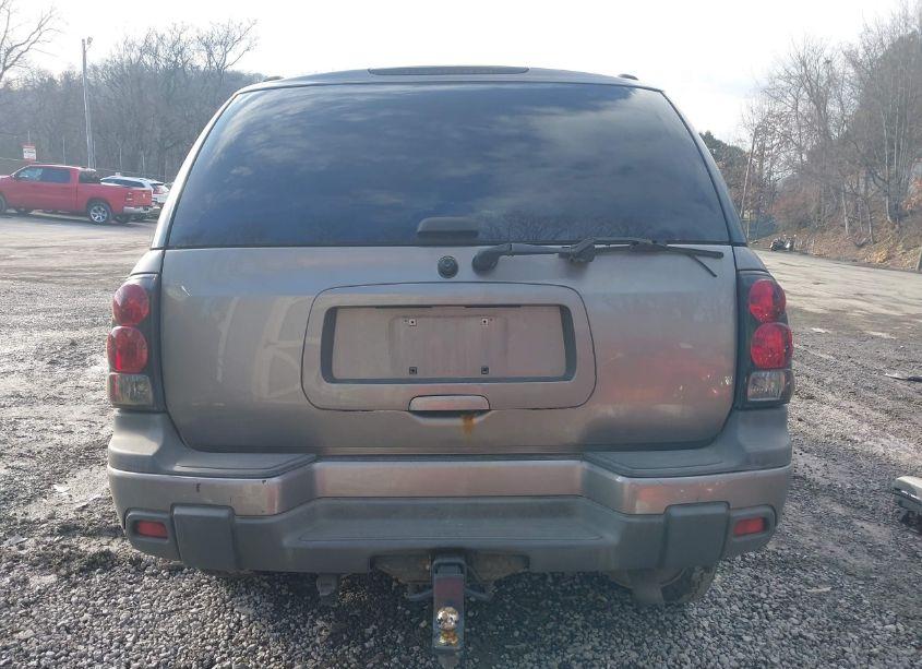 Photo 16 of 2005 Chevrolet Trailblazer LT (VIN 1GNDT13S952328791)