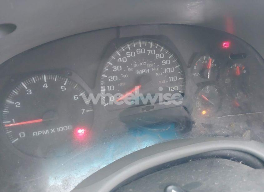 Photo 15 of 2005 Chevrolet Trailblazer LS (VIN 1GNDT13S952341525)