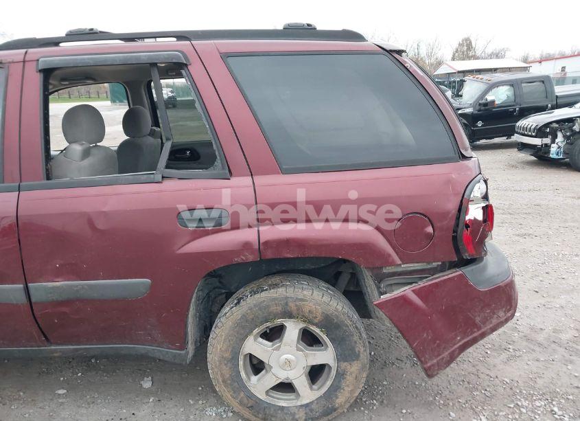 Photo 12 of 2005 Chevrolet Trailblazer LS (VIN 1GNDT13S952370670)