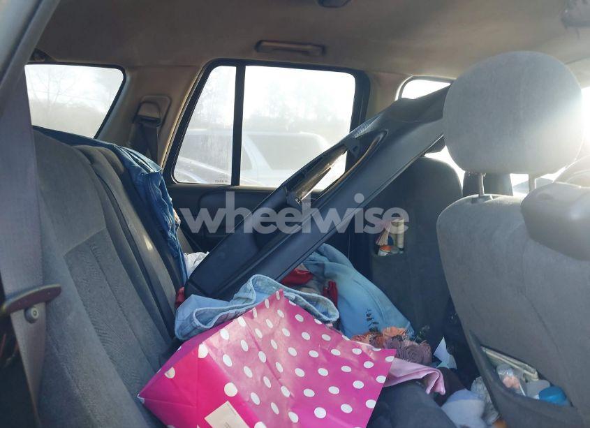 Photo 8 of 2005 Chevrolet Trailblazer LT (VIN 1GNDT13S952386612)