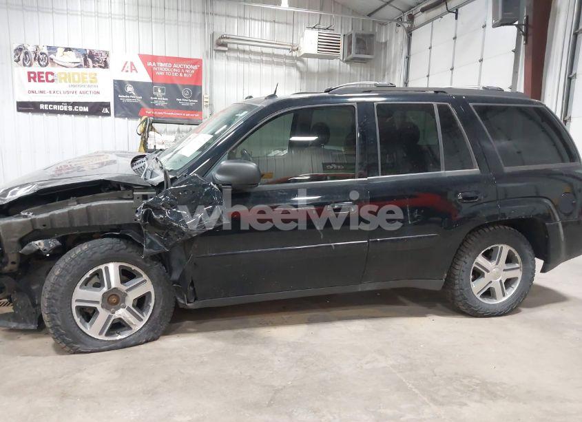 Photo 14 of 2005 Chevrolet Trailblazer LT (VIN 1GNDT13S952390577)