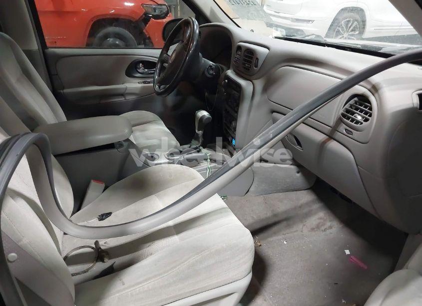 Photo 5 of 2005 Chevrolet Trailblazer LT (VIN 1GNDT13S952390577)