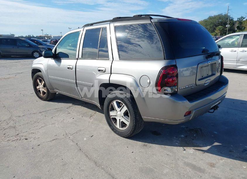 Photo 3 of 2007 Chevrolet Trailblazer LT (VIN 1GNDT13S972149797)