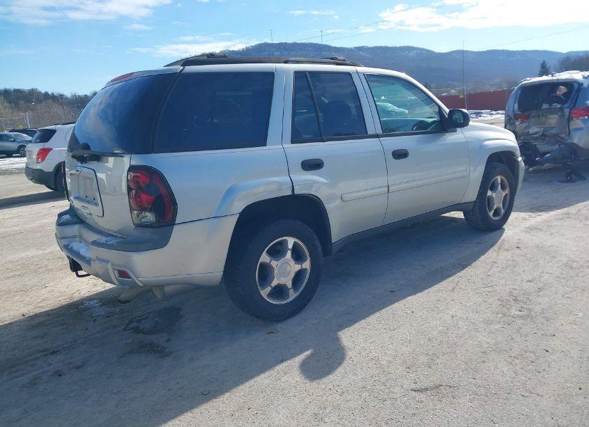 Photo 4 of 2007 Chevrolet Trailblazer LS (VIN 1GNDT13S972163148)