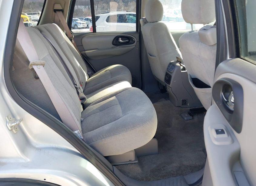 Photo 8 of 2007 Chevrolet Trailblazer LS (VIN 1GNDT13S972163148)