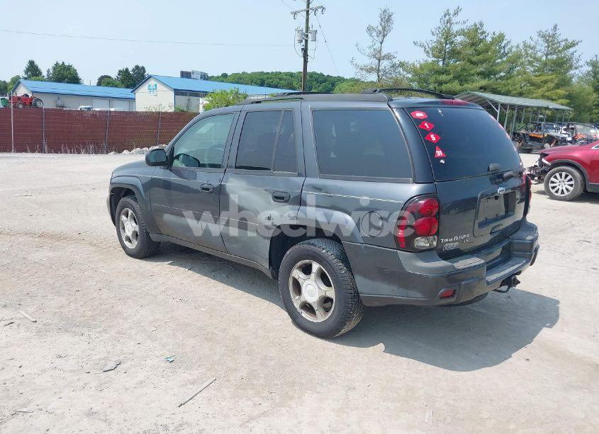 Photo 3 of 2007 Chevrolet Trailblazer LS (VIN 1GNDT13S972183321)