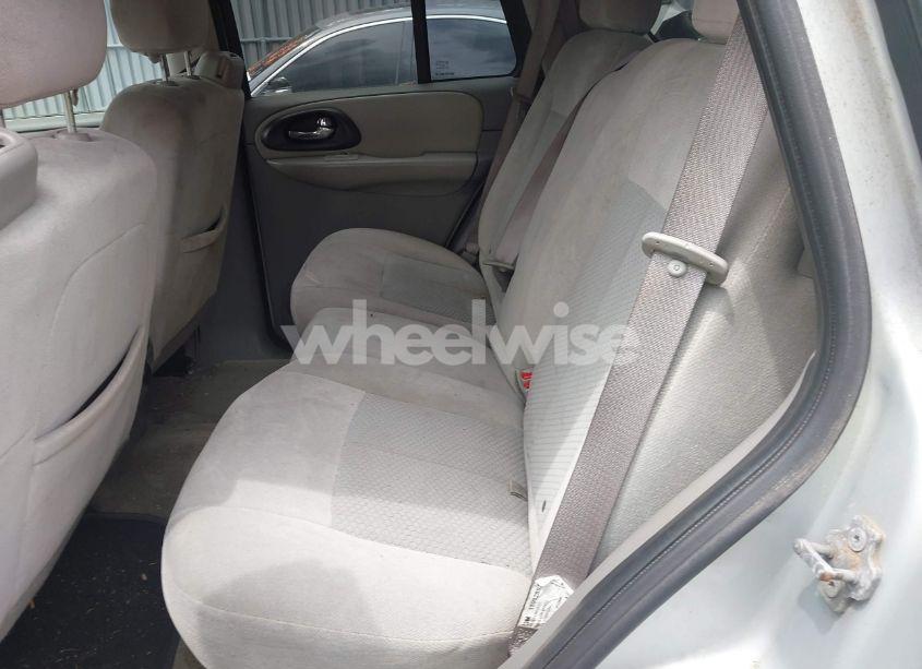 Photo 8 of 2007 Chevrolet Trailblazer LT (VIN 1GNDT13S972197753)
