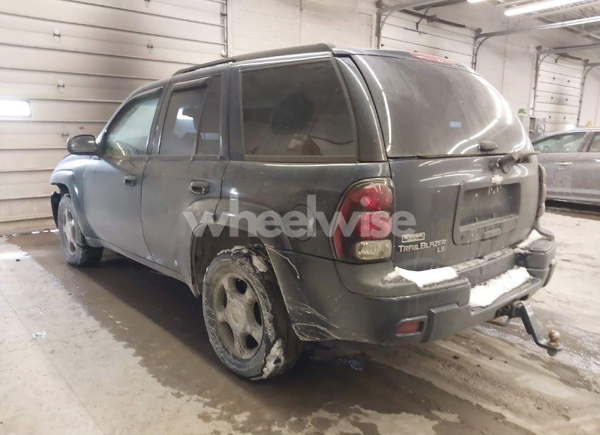 Photo 3 of 2007 Chevrolet Trailblazer LS (VIN 1GNDT13S972297058)