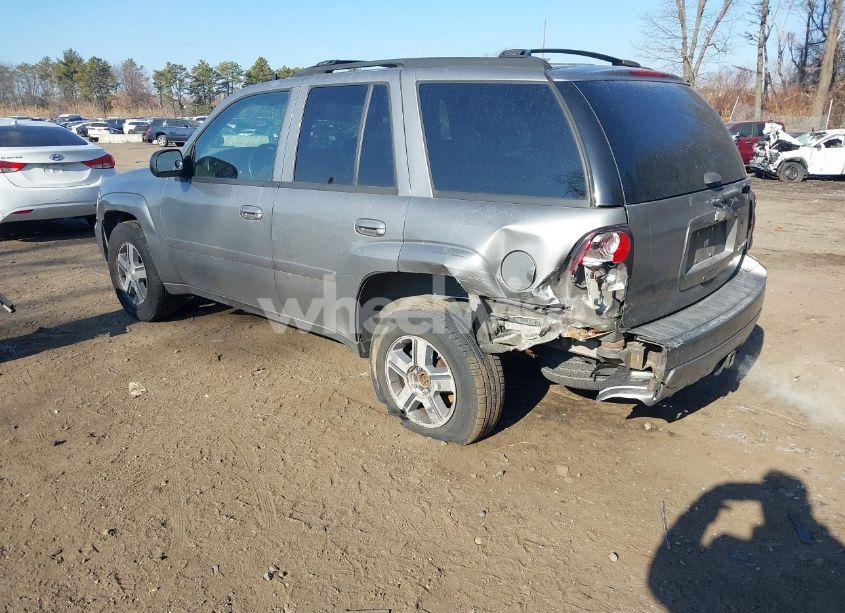 Photo 3 of 2007 Chevrolet Trailblazer LT (VIN 1GNDT13S972298937)