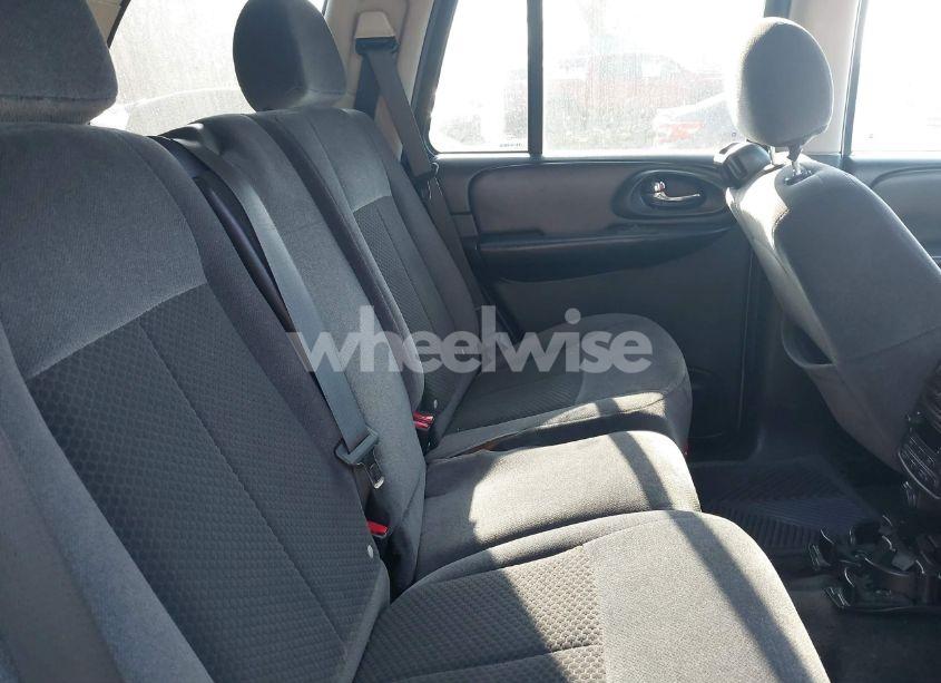 Photo 8 of 2007 Chevrolet Trailblazer LT (VIN 1GNDT13S972298937)