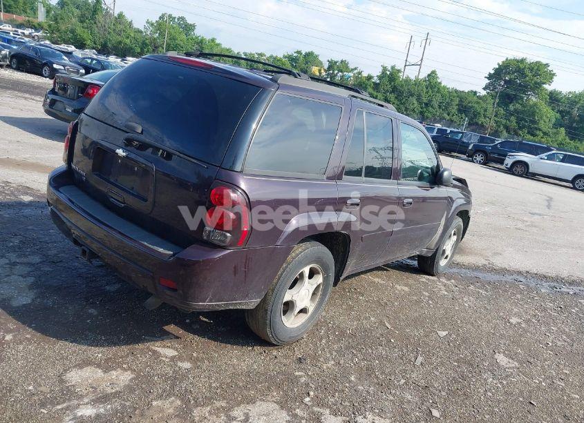 Photo 4 of 2008 Chevrolet Trailblazer LT (VIN 1GNDT13S982136419)