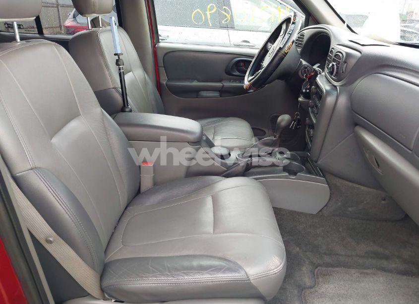 Photo 5 of 2002 Chevrolet Trailblazer LTZ (VIN 1GNDT13SX22330450)