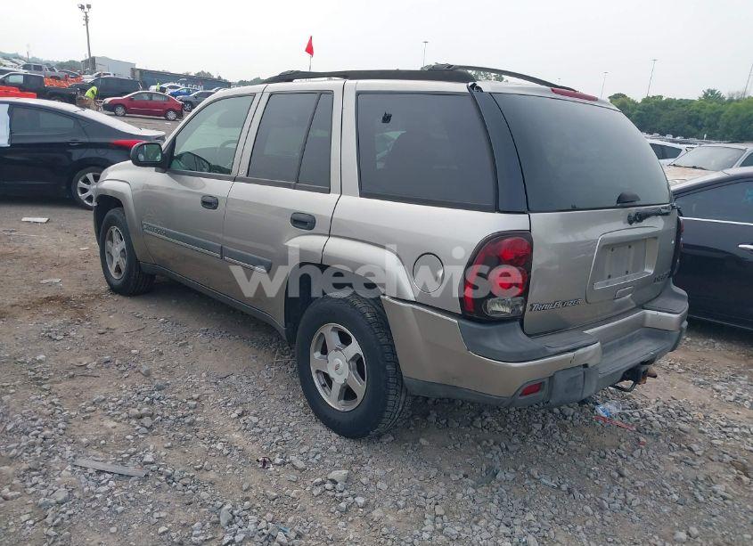 Photo 3 of 2002 Chevrolet Trailblazer LT (VIN 1GNDT13SX22355462)