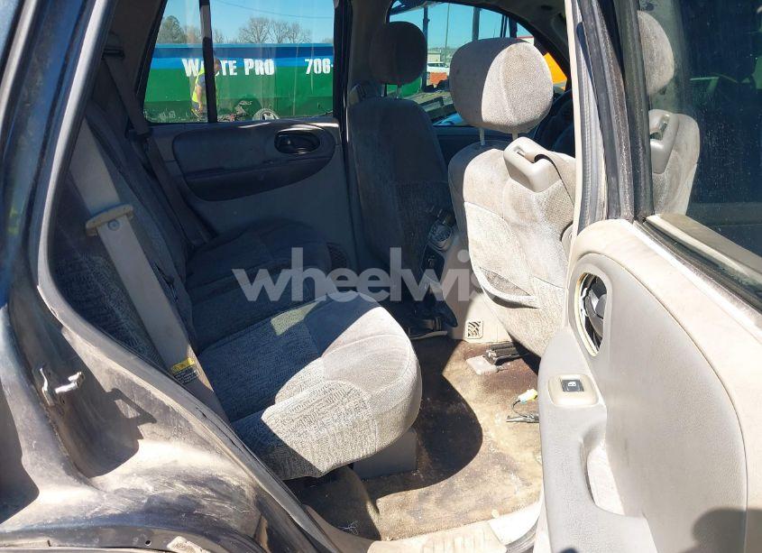 Photo 8 of 2003 Chevrolet Trailblazer LS (VIN 1GNDT13SX32178588)