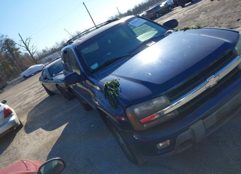 2003 Chevrolet Trailblazer LT (VIN 1GNDT13SX32207927) main photo