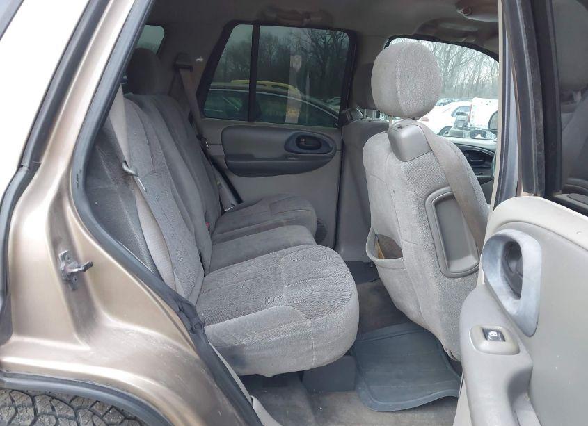 Photo 8 of 2003 Chevrolet Trailblazer LT (VIN 1GNDT13SX32373994)