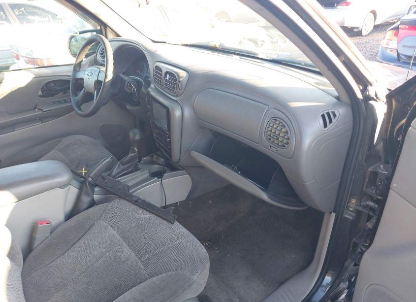 Photo 5 of 2004 Chevrolet Trailblazer LS (VIN 1GNDT13SX42150484)