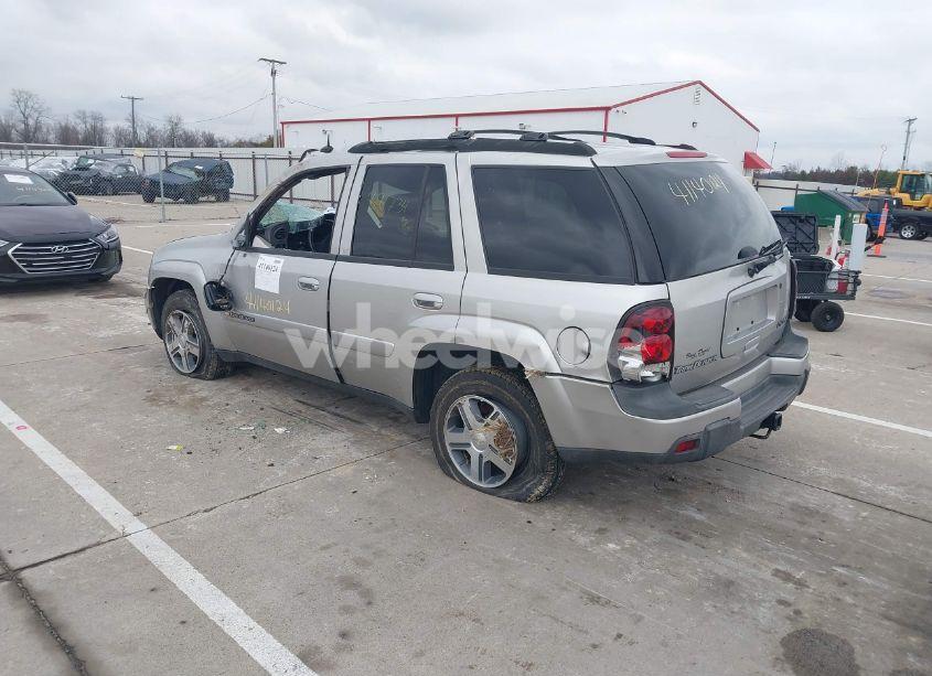 Photo 3 of 2004 Chevrolet Trailblazer LT (VIN 1GNDT13SX42157368)