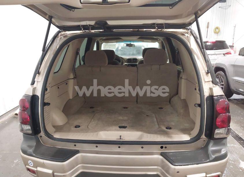 Photo 18 of 2004 Chevrolet Trailblazer LS (VIN 1GNDT13SX42205760)