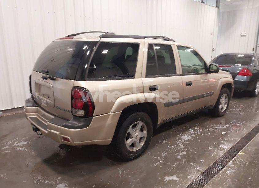 Photo 4 of 2004 Chevrolet Trailblazer LS (VIN 1GNDT13SX42205760)
