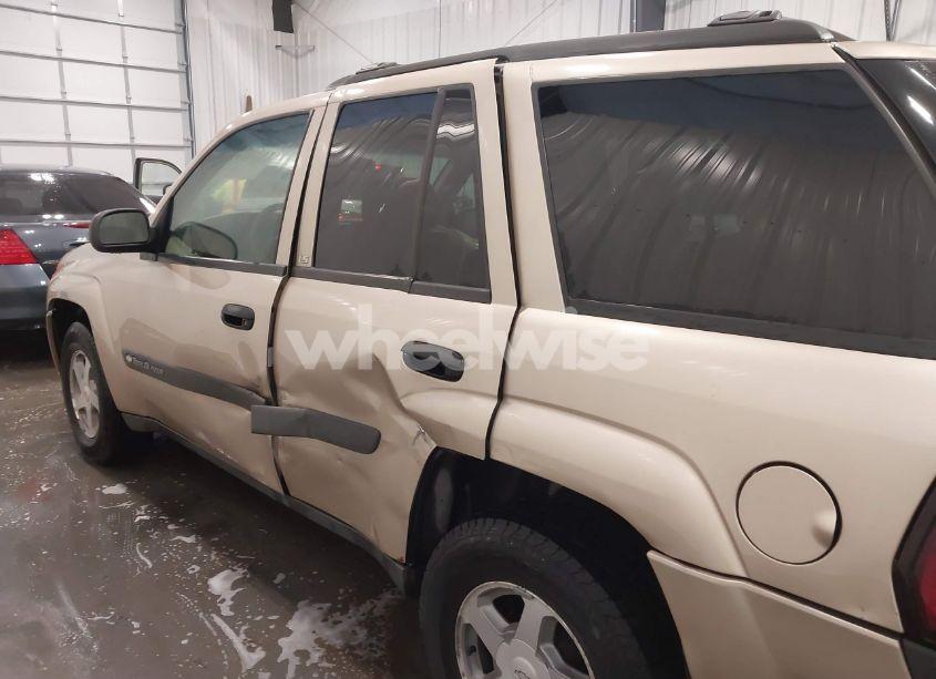 Photo 6 of 2004 Chevrolet Trailblazer LS (VIN 1GNDT13SX42205760)