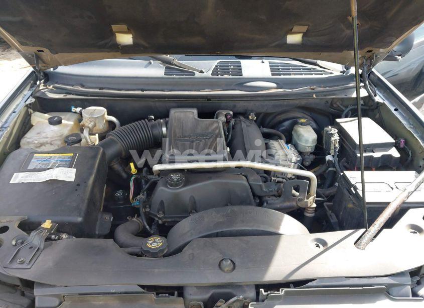 Photo 10 of 2004 Chevrolet Trailblazer LS (VIN 1GNDT13SX42270673)