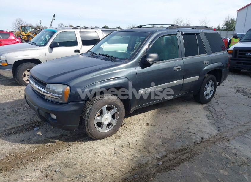 Photo 2 of 2004 Chevrolet Trailblazer LS (VIN 1GNDT13SX42270673)