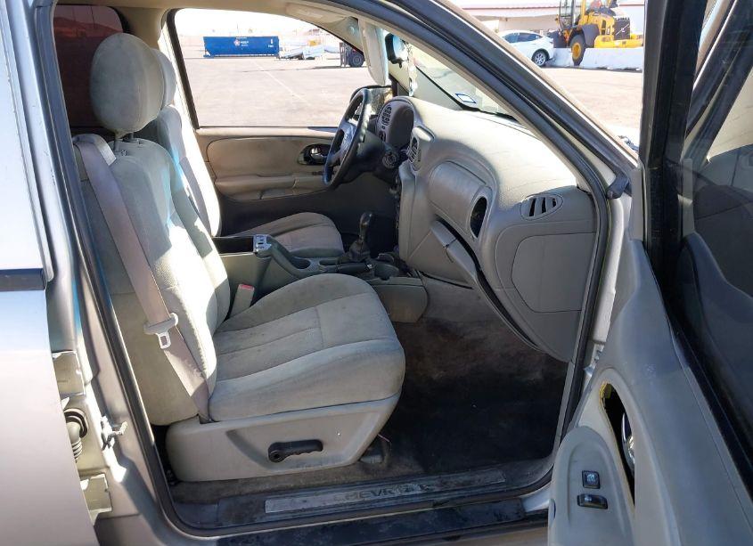 Photo 5 of 2005 Chevrolet Trailblazer LS (VIN 1GNDT13SX52123514)