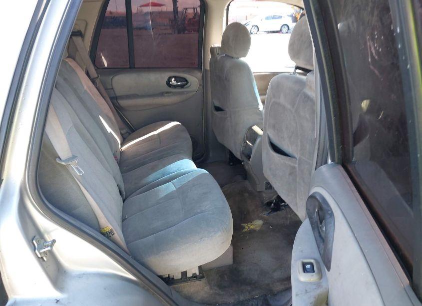 Photo 8 of 2005 Chevrolet Trailblazer LS (VIN 1GNDT13SX52123514)