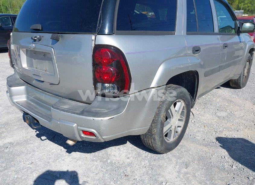 Photo 6 of 2005 Chevrolet Trailblazer LS (VIN 1GNDT13SX52297180)