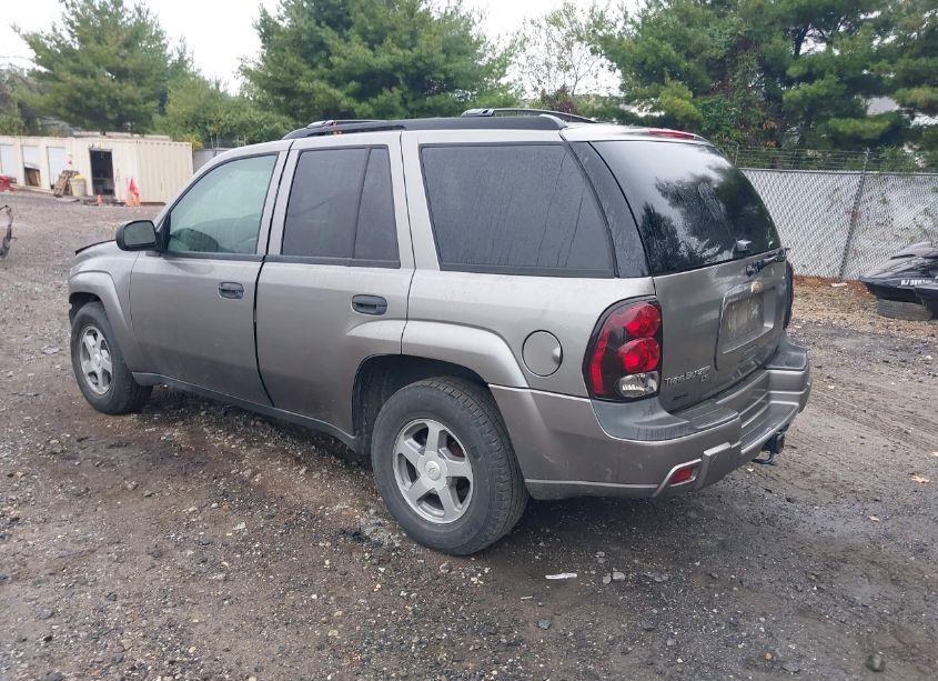 Photo 3 of 2006 Chevrolet Trailblazer LS (VIN 1GNDT13SX62109789)