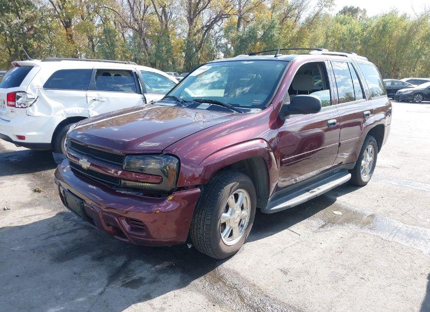 Photo 2 of 2006 Chevrolet Trailblazer LS (VIN 1GNDT13SX62128813)