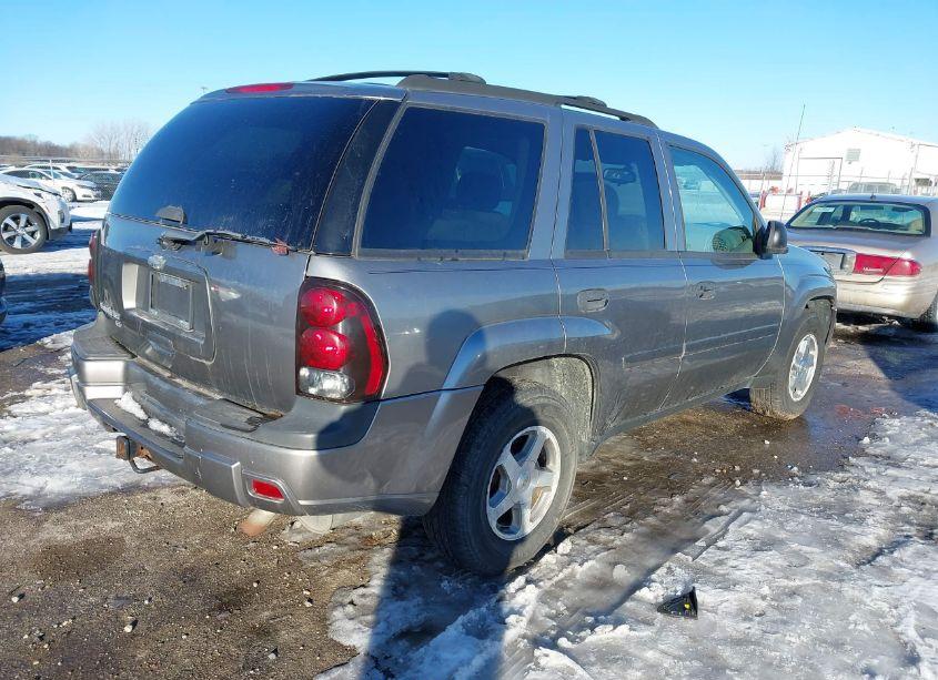 Photo 4 of 2006 Chevrolet Trailblazer LS (VIN 1GNDT13SX62136393)
