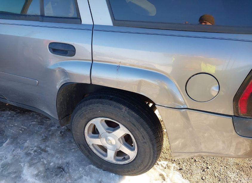 Photo 6 of 2006 Chevrolet Trailblazer LS (VIN 1GNDT13SX62136393)