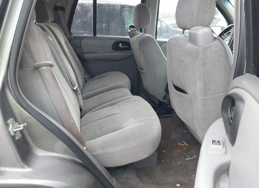 Photo 8 of 2006 Chevrolet Trailblazer LS (VIN 1GNDT13SX62256727)