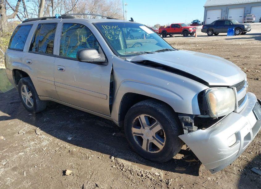 2007 Chevrolet Trailblazer LT (VIN 1GNDT13SX72110507) main photo