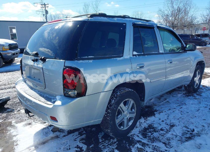 Photo 4 of 2007 Chevrolet Trailblazer LT (VIN 1GNDT13SX72132832)