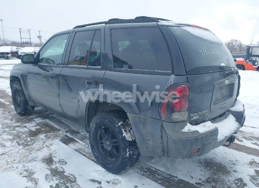 Photo 3 of 2007 Chevrolet Trailblazer LS (VIN 1GNDT13SX72230601)