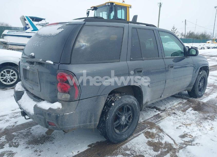 Photo 4 of 2007 Chevrolet Trailblazer LS (VIN 1GNDT13SX72230601)