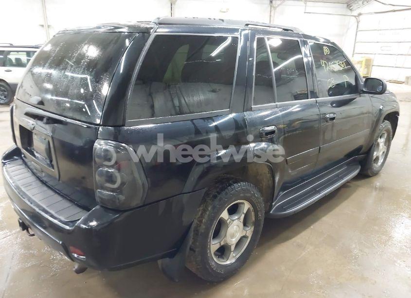 Photo 4 of 2008 Chevrolet Trailblazer LT (VIN 1GNDT13SX82156467)