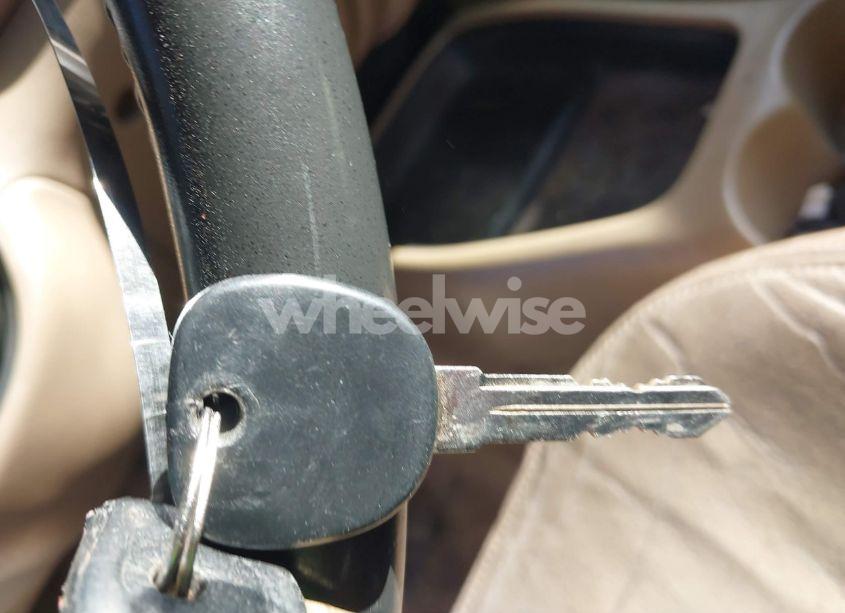 Photo 11 of 2001 Chevrolet Blazer (VIN 1GNDT13W012147527)