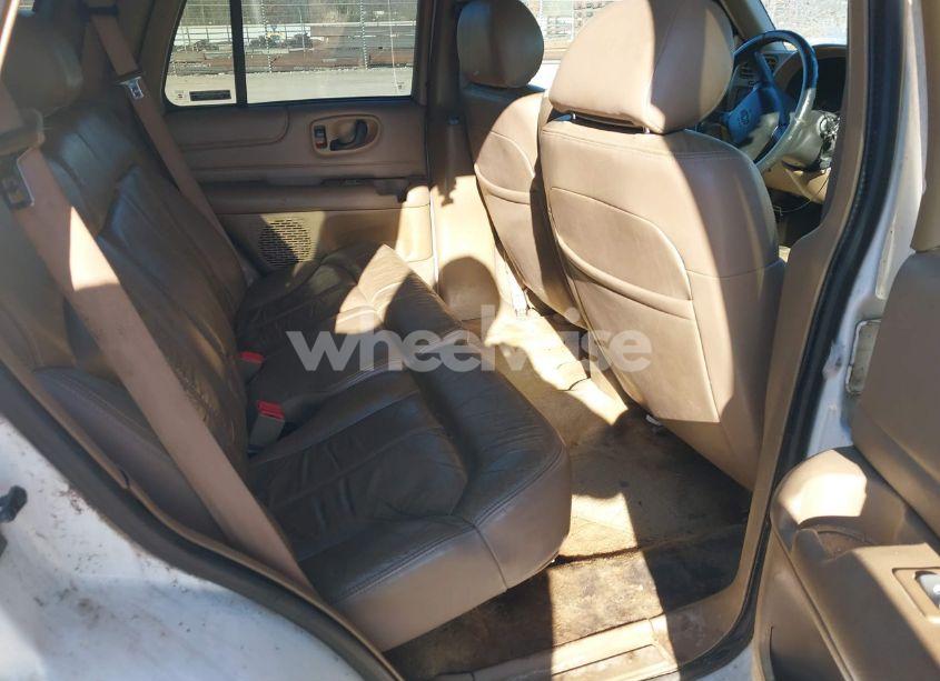 Photo 8 of 2001 Chevrolet Blazer (VIN 1GNDT13W012147527)