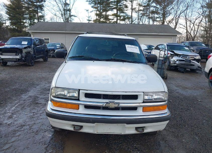 Photo 13 of 2001 Chevrolet Blazer LT (VIN 1GNDT13W012158849)