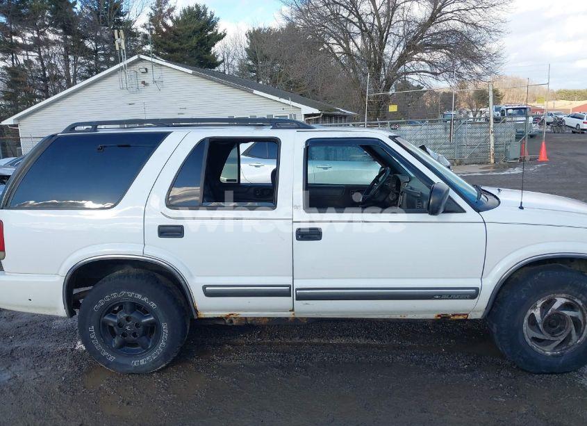Photo 14 of 2001 Chevrolet Blazer LT (VIN 1GNDT13W012158849)