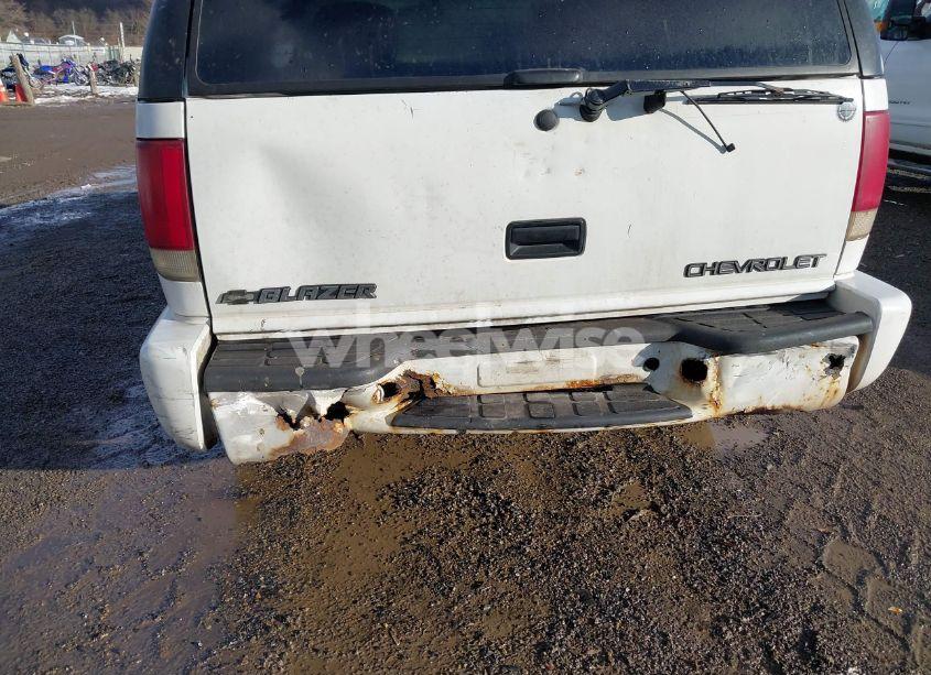 Photo 6 of 2001 Chevrolet Blazer LT (VIN 1GNDT13W012158849)