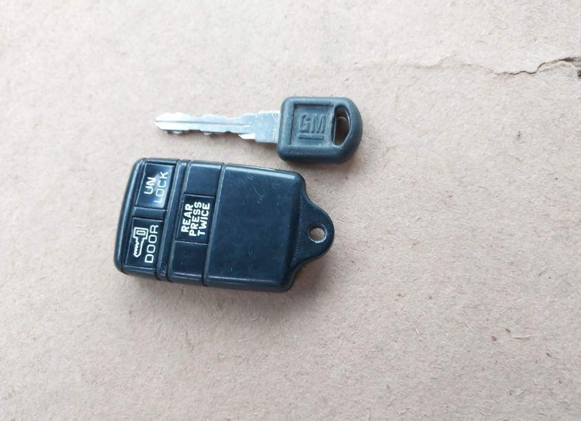 Photo 11 of 1996 Chevrolet Blazer (VIN 1GNDT13W0T2160250)