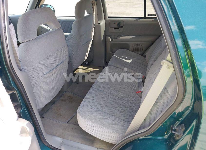 Photo 8 of 1996 Chevrolet Blazer (VIN 1GNDT13W0T2182667)